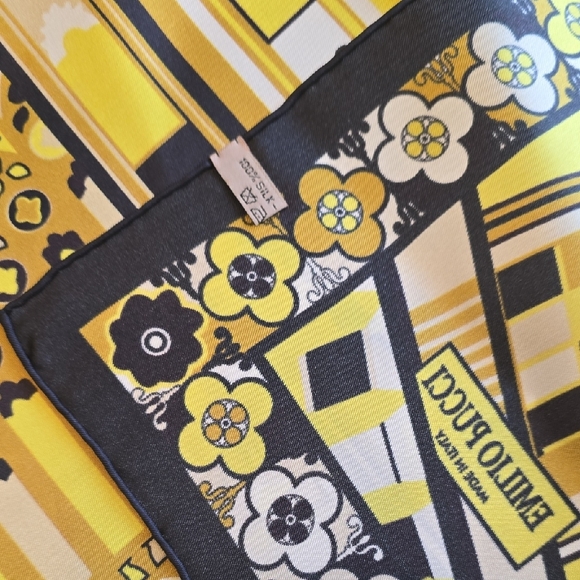Emilio Pucci Yellow and Black Architectural Silk Scarf - Picture 5 of 6